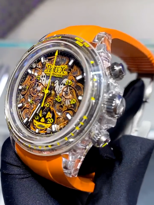 Rolex Daytona Gets a SPOOKY Sapphire Halloween Makeover 劳力士 水晶迪通拿 戴出万圣节气氛 | WORLDTIMER