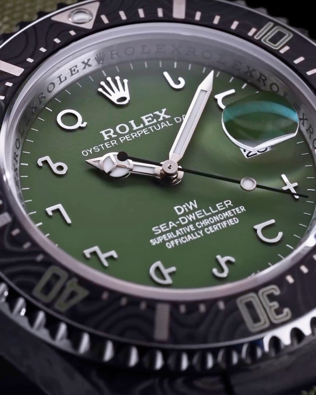 NTPT Carbon Rolex DiW Sea Dweller HUNTER ARABIC UNIQUE 劳力士DiW 海使型 | WORLDTIMER