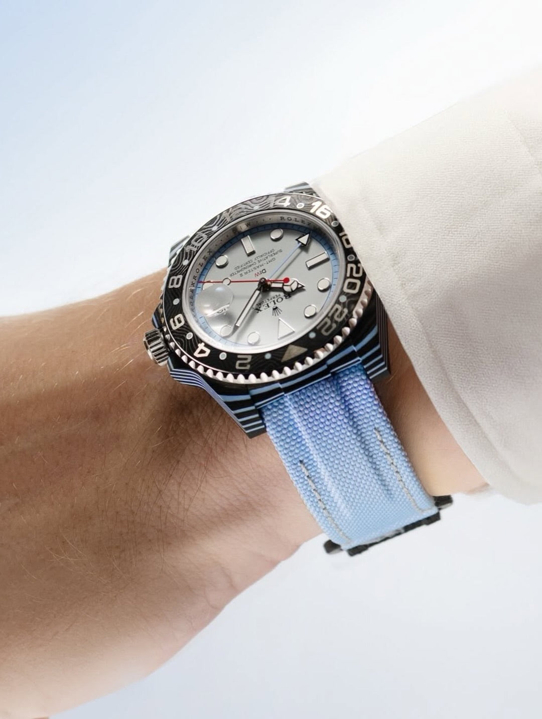 DiW Rolex GMT Master 2 SKYBOUND CarboQuartz 与 NTPT碳纤维 结合的 DiW 劳力士格林尼治 | WORLDTIMER