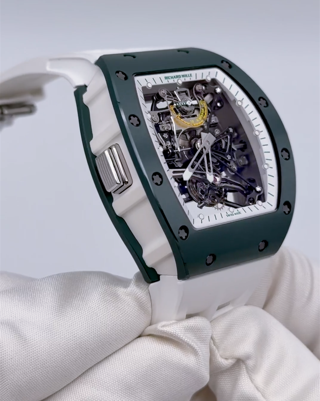 Richard Mille RM 38-01 Green G-Sensor Tourbillon 理查德米勒 RM 38-01 绿陶瓷 G-Sensor 镂空陀飞轮 | WORLDTIMER