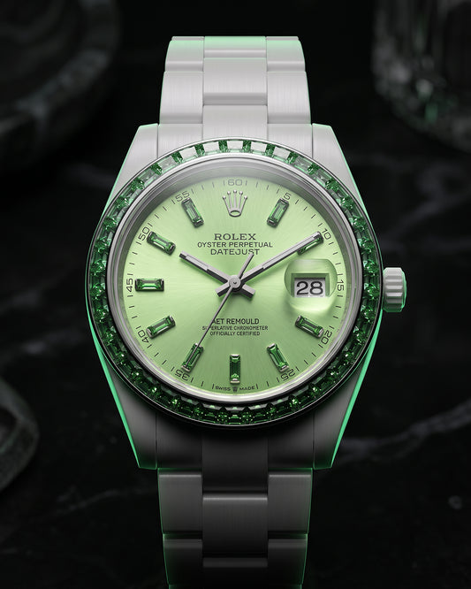 AET REMOULD TSAVORITE MISTY GREEN Rolex Datejust 首枚镶嵌天然宝石的白陶瓷 劳力士日志 EPOCH 系列 | WORLDTIMER