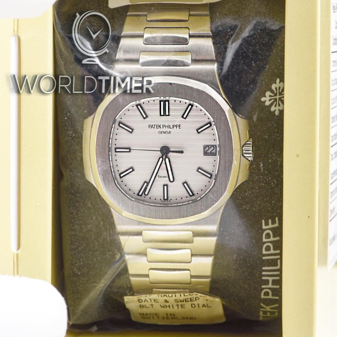Brand New and Sealed Patek Philippe Tiffany & Co Nautilus White Dial Stainless Steel 5711/1A 百达翡丽鹦鹉螺5711 | WORLDTIMER