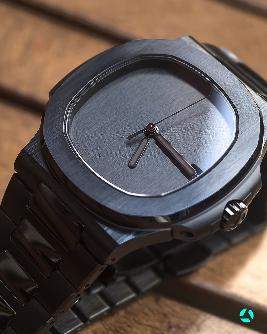 The All Black Ceramic Patek Nautilus AET Remould BLACK CANVAS 全黑陶瓷 百達翡麗Nautilus 金鷹5711 | WORLDTIMER