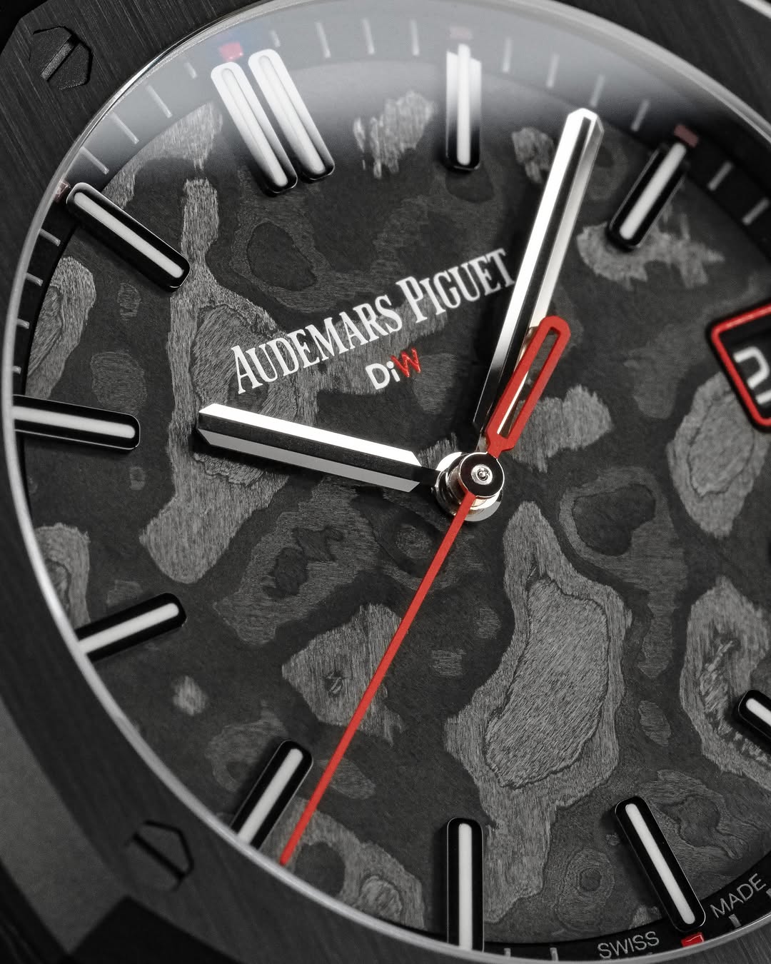 DiW Voidline SPEEDSTER｜NTPT Carbon Royal Oak 15500ST 全球最轻 皇家橡树15500 | NTPT 碳纤维 | 85g | DiW | WORLDTIMER