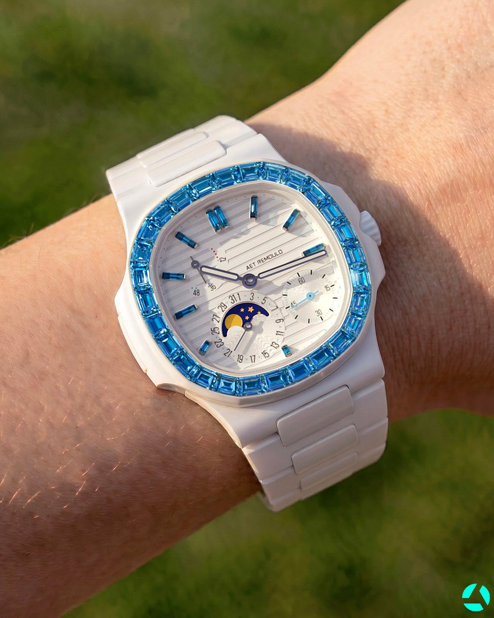 Patek Philippe 5712 Gemstone Ceramic AET Remould AETHER 百达翡丽 海蓝宝石 鹦鹉螺5712 AET Remould AETHER | WORLDTIMER