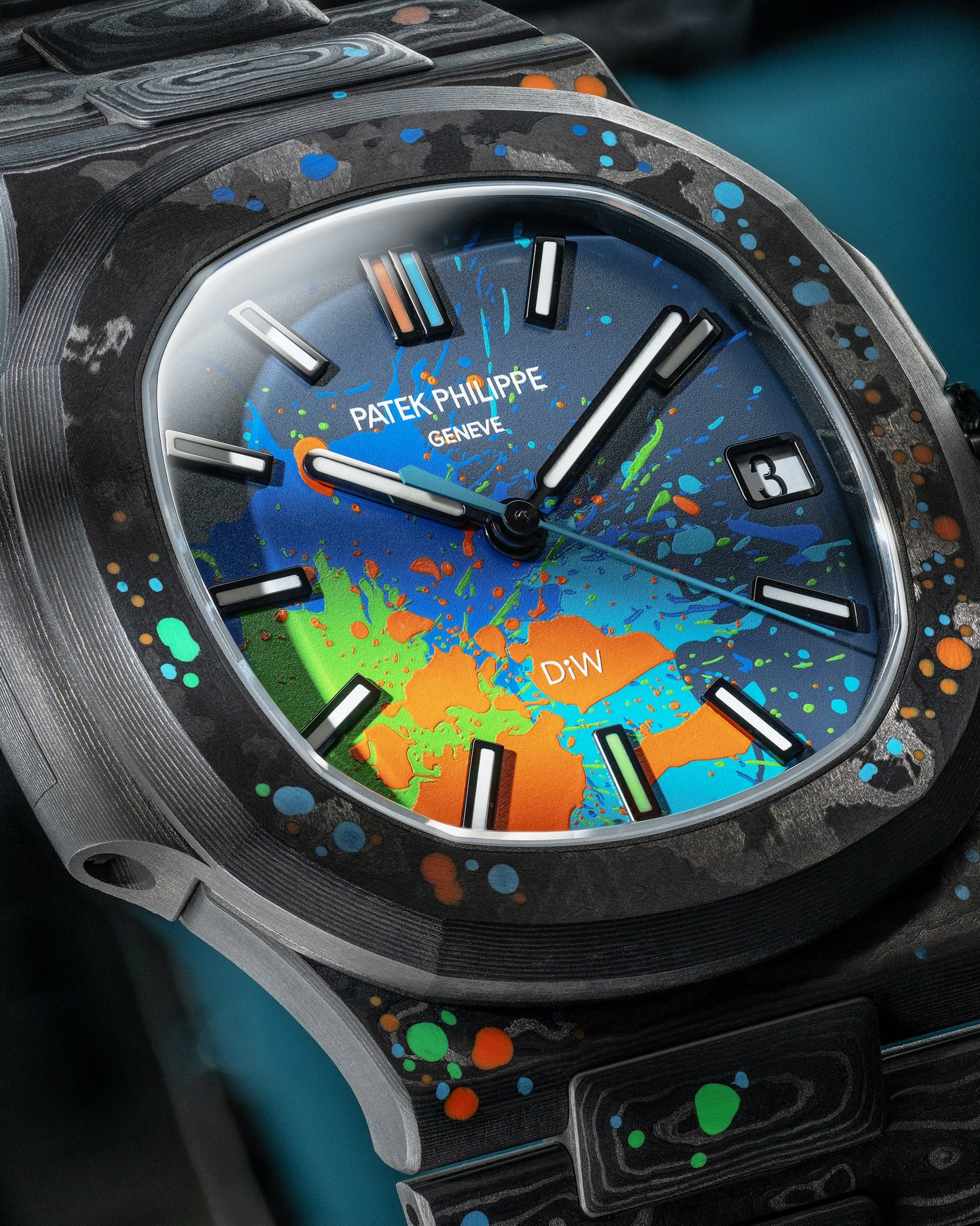 DiW Patek Philippe Nautilus MOTLEY 百达翡丽鹦鹉螺 DiW MOTLEY | WORLDTIMER