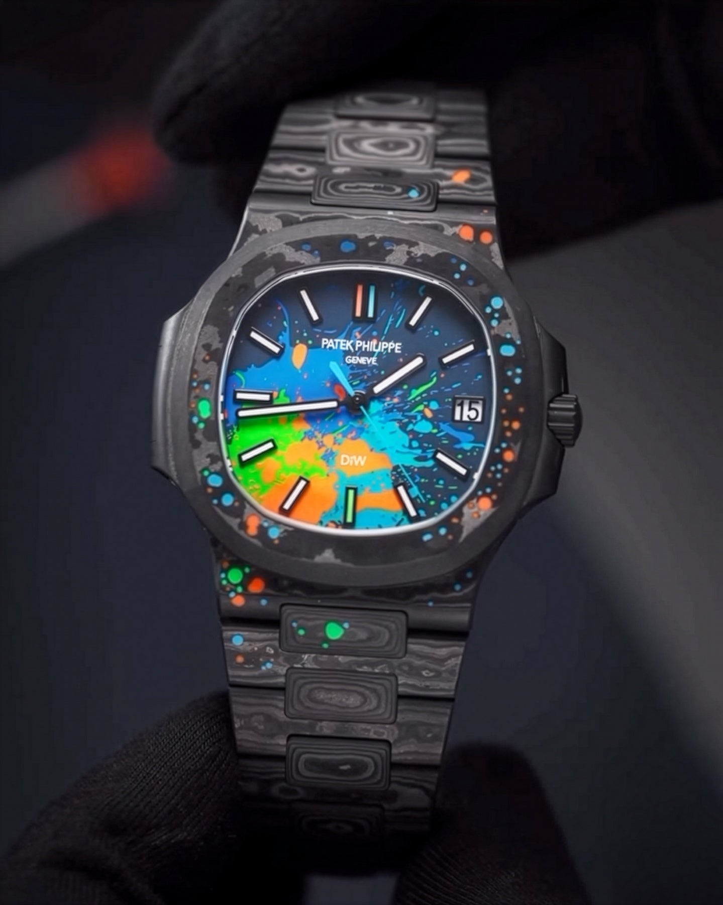 DiW Patek Philippe Nautilus MOTLEY 百达翡丽鹦鹉螺 DiW MOTLEY | WORLDTIMER