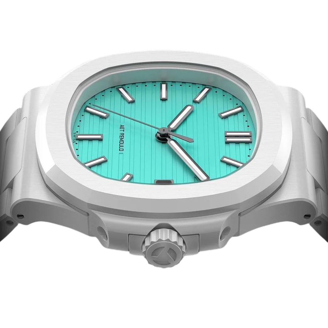 TIFFANY BLUE NAUTILUS WATCH You Won't Believe Exist 以全新的視角揭開 Tiffany Nautilus 金鷹5711 的面紗 | WORLDTIMER