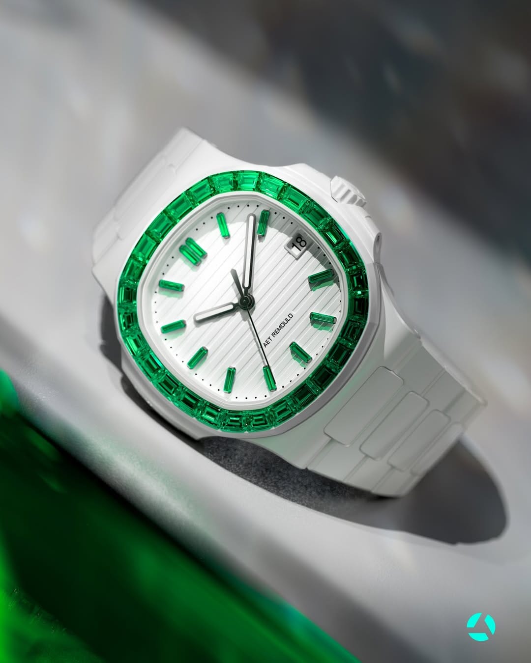 AET REMOULD Patek Nautilus 5711 "SERENDIPITY IN GREEN" 百达翡丽5711 全陶瓷手表 | WORLDTIMER