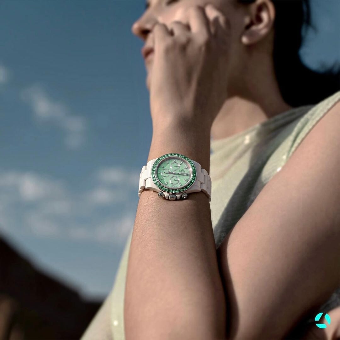 AET Remould Rolex Daytona GREEN GEMSTONE CERAMIC 勞力士地通拿  鑽石錶圈 | WORLDTIMER