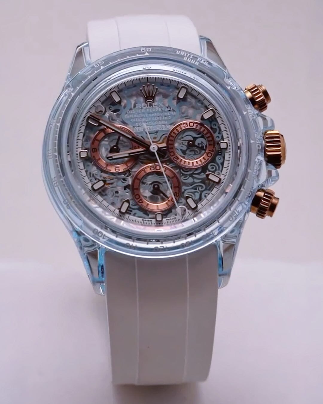 AET REMOULD: The Colorful Rolex Daytona Reimagined 重新定义奢华：劳力士迪通拿 彩色蓝宝石水晶版 | WORLDTIMER