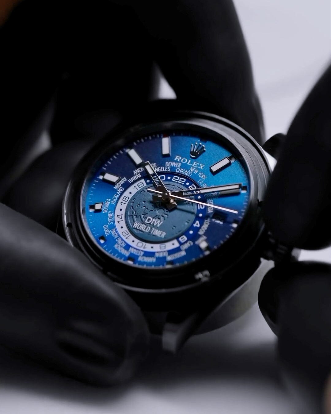 BLACK DLC BLUE Rolex DiW Sky Dweller 劳力士纵航者型 326934 | WORLDTIMER