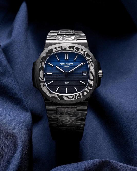 Patek Nautilus DiW BLACK GRAIL G-BLUE 百达翡丽 碳纤维鹦鹉螺 DiW 黑圣杯 G-BLUE | WORLDTIMER