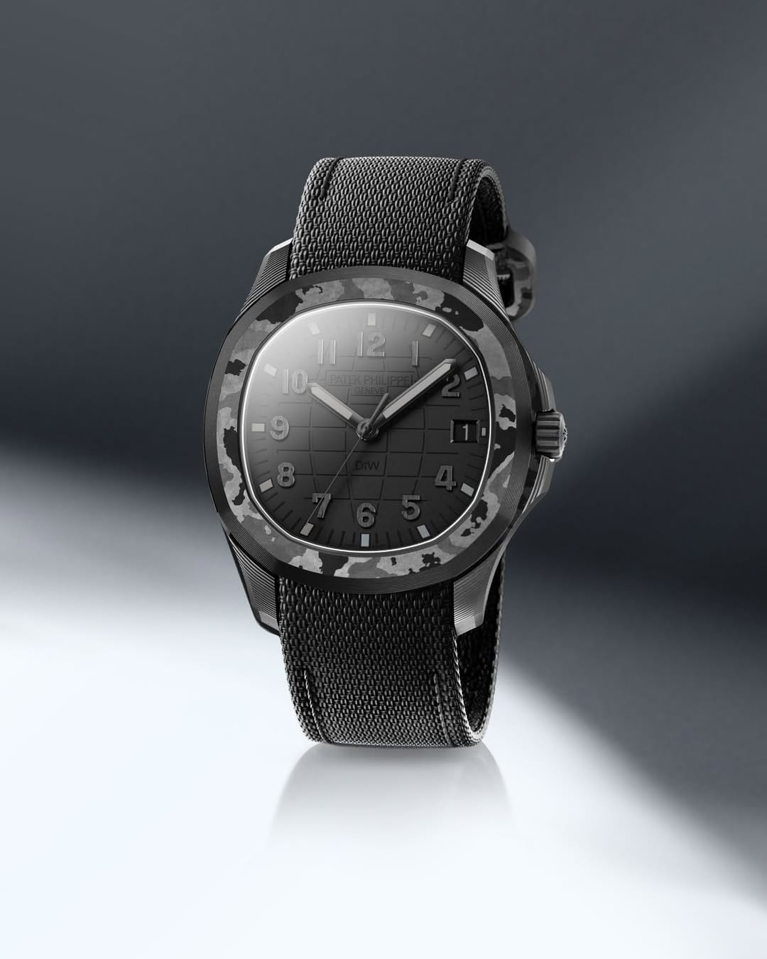 DiW Patek Philippe Aquanaut 5167【ALL BLACK】全球最轻百达翡丽5167 碳纤维手雷 DiW ALL BLACK | WORLDTIMER