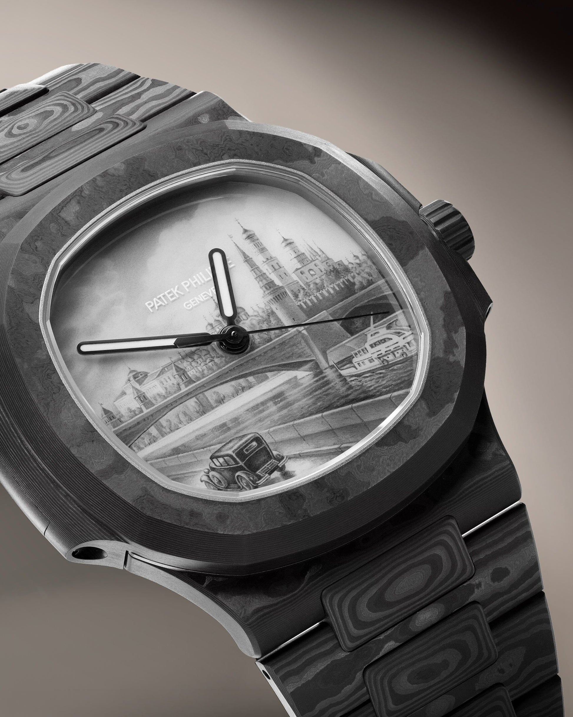 DiW Patek Philippe Enamel Dial Nautilus DiW 珐琅盘百达翡丽鹦鹉螺 独一无二腕表 | WORLDTIMER