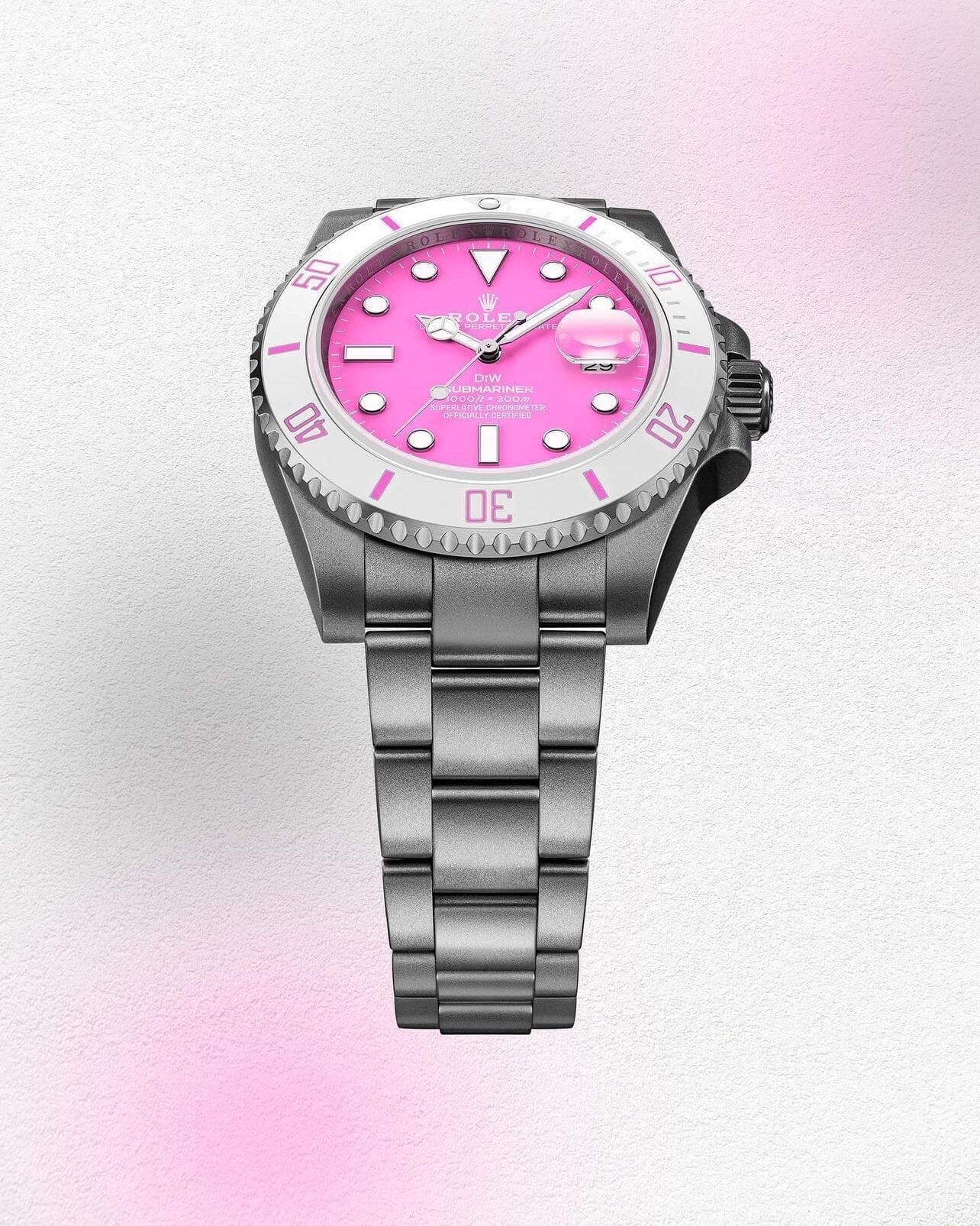 DiW Rolex Submariner FUCHSIA 劳力士水鬼女表 | WORLDTIMER