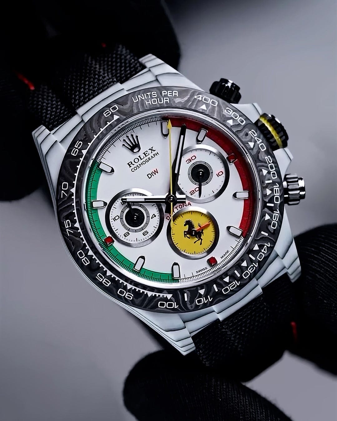 I Built a Ferrari Daytona Watch Using My Rolex 我用自己的 勞力士地通拿 打造了這款法拉利腕錶 | WORLDTIMER