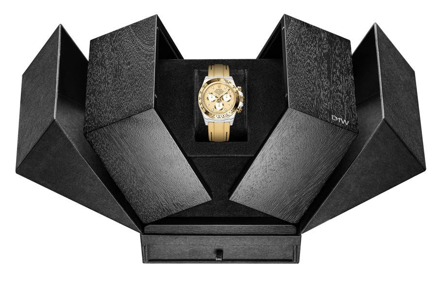 GOLDEN ESSENCE Rolex DiW Daytona CarboQuartz (Retail: €59 990)