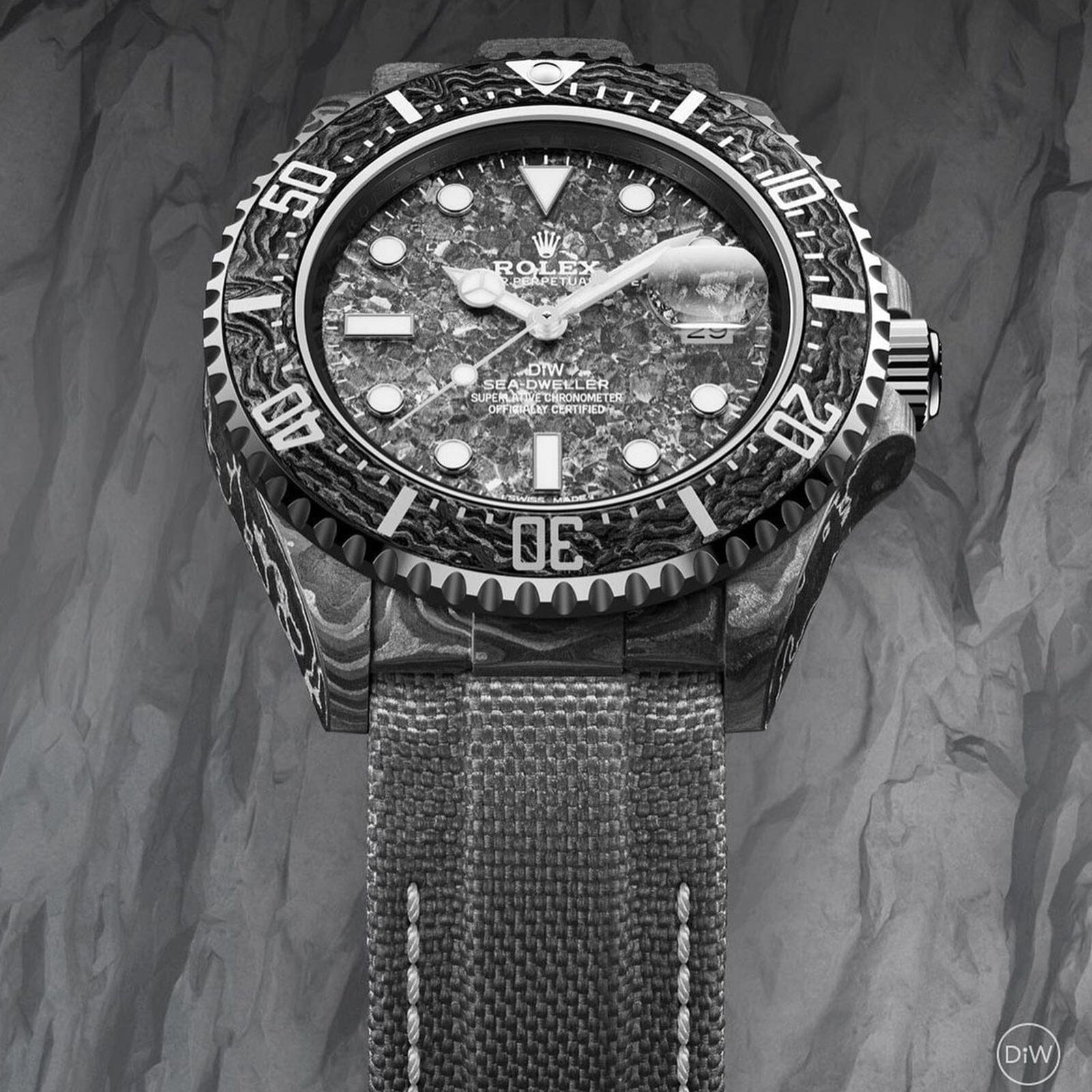 NTPT Carbon Rolex DiW Sea-Dweller STONE GRAY NTPT碳纤维 劳力士海使型 | WORLDTIMER