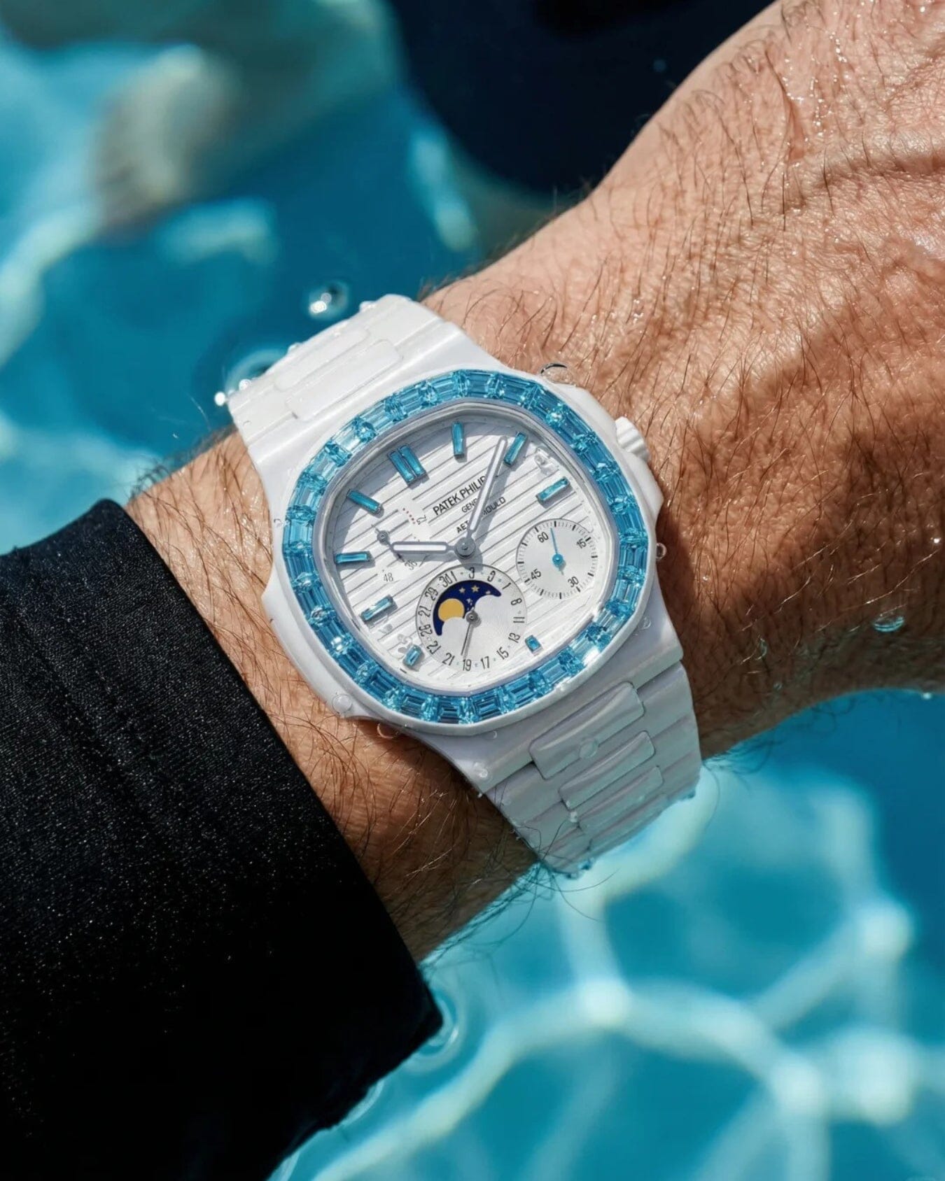 Patek Philippe 5712 Gemstone Ceramic AET Remould AETHER 百达翡丽 海蓝宝石 鹦鹉螺5712 AET Remould AETHER | WORLDTIMER
