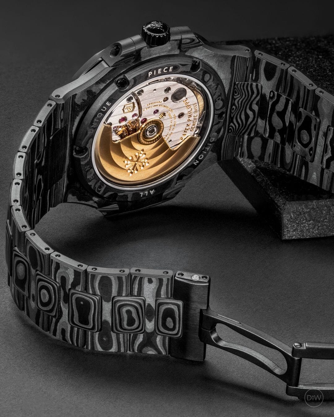 Patek Nautilus DiW Black Grail Orange Dial 百达翡丽 鹦鹉螺5711 DiW 黑圣杯橙面 | WORLDTIMER