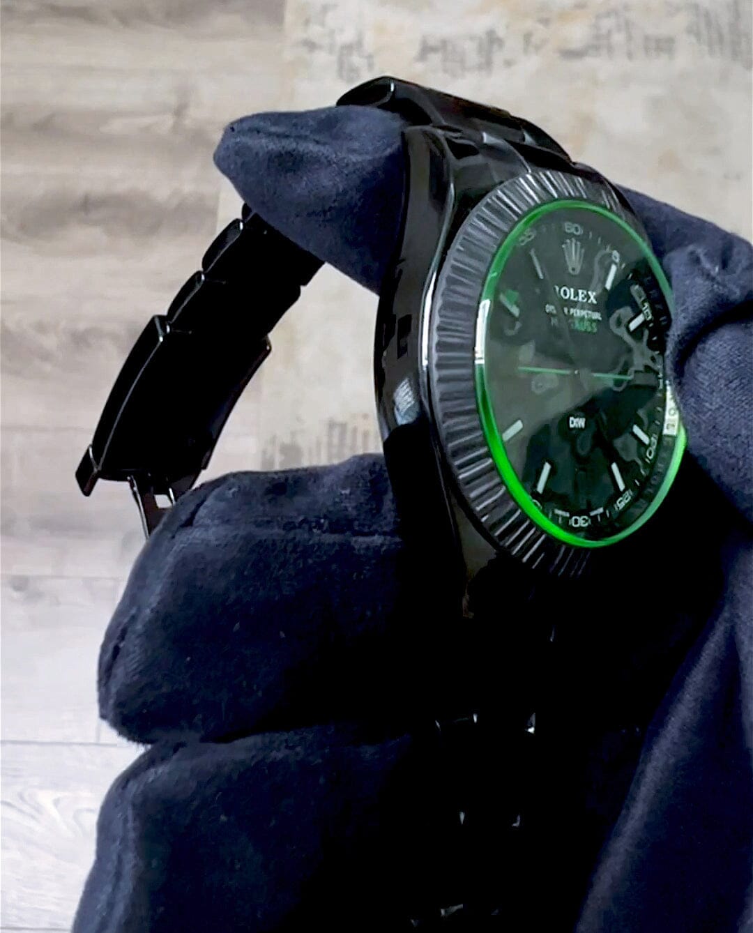 DiW Rolex Milgauss AVIATOR Green Gaussian Watch DiW 劳力士 MILGAUSS116400 | WORLDTIMER