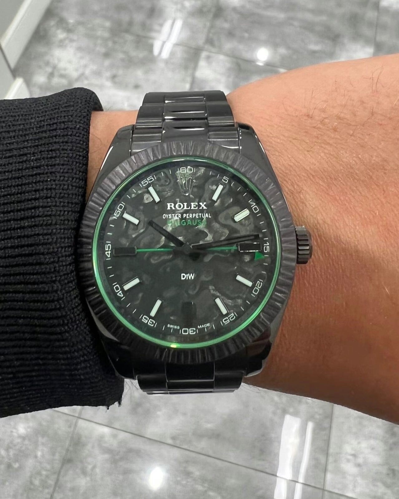 DiW Rolex Milgauss AVIATOR Green Gaussian Watch DiW 劳力士116400 MILGAUSS | WORLDTIMER