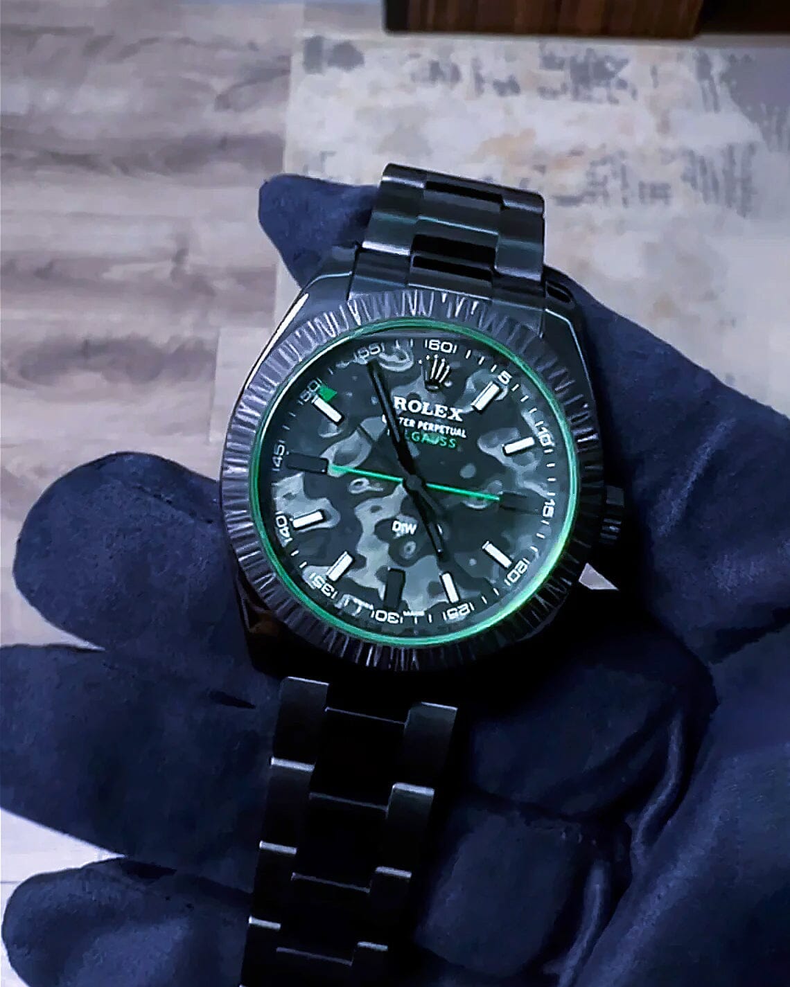 Rolex DiW Milgauss AVIATOR Green Gaussian Watch DiW 劳力士116400 MILGAUSS | WORLDTIMER
