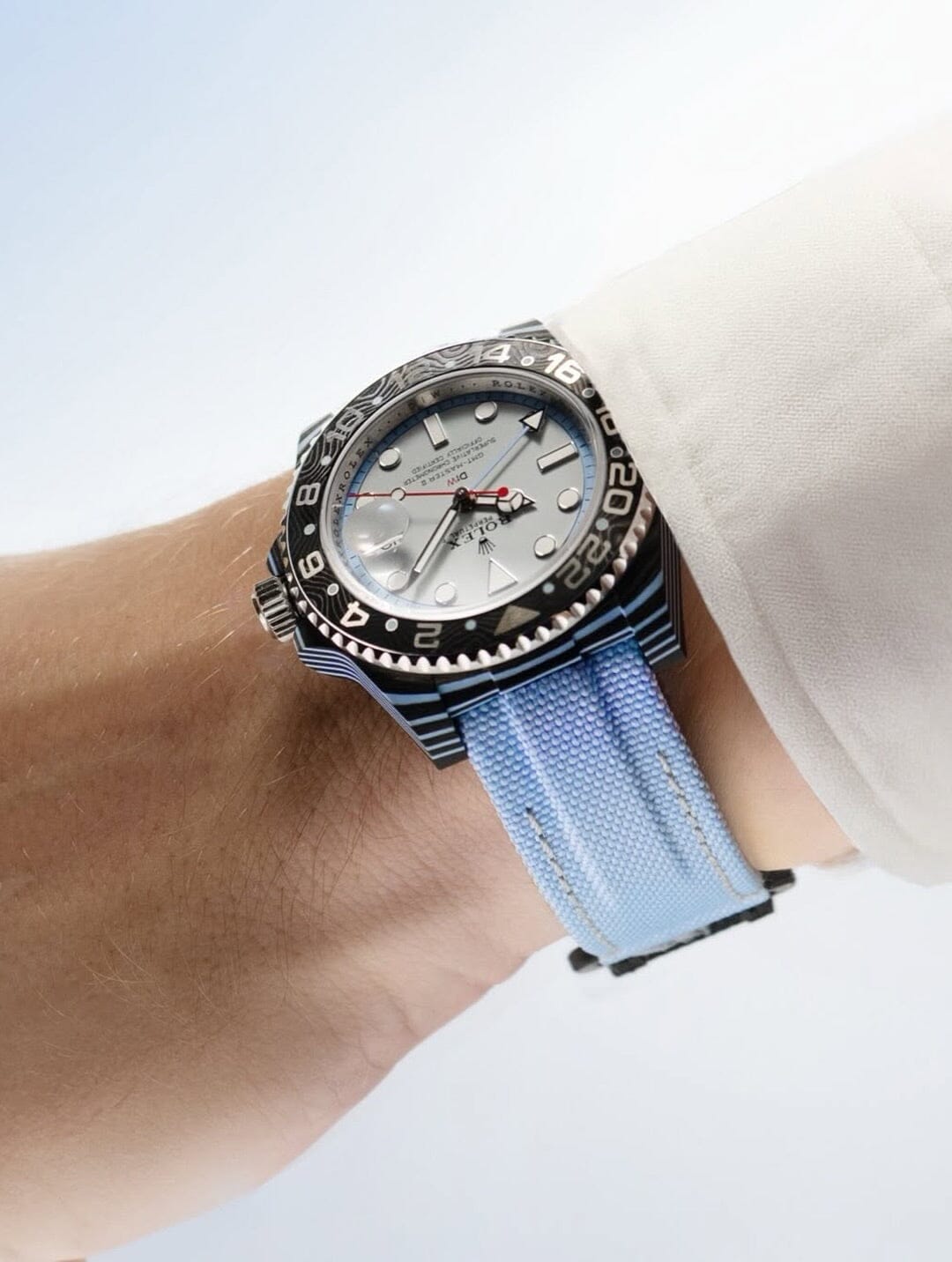 DiW Rolex GMT Master 2 SKYBOUND CarboQuartz 与 NTPT碳纤维 结合的 DiW 劳力士格林尼治 | WORLDTIMER