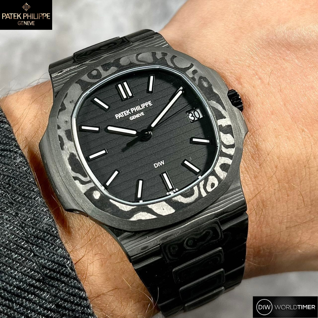 Patek Philippe Nautilus 5711 DiW ALL CARBON BLACK (Retail: €184.990) | WORLDTIMER