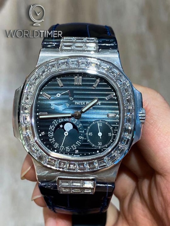 Patek Philippe NEW Nautilus White Gold 5724G 001 Retail HK 1 441 200