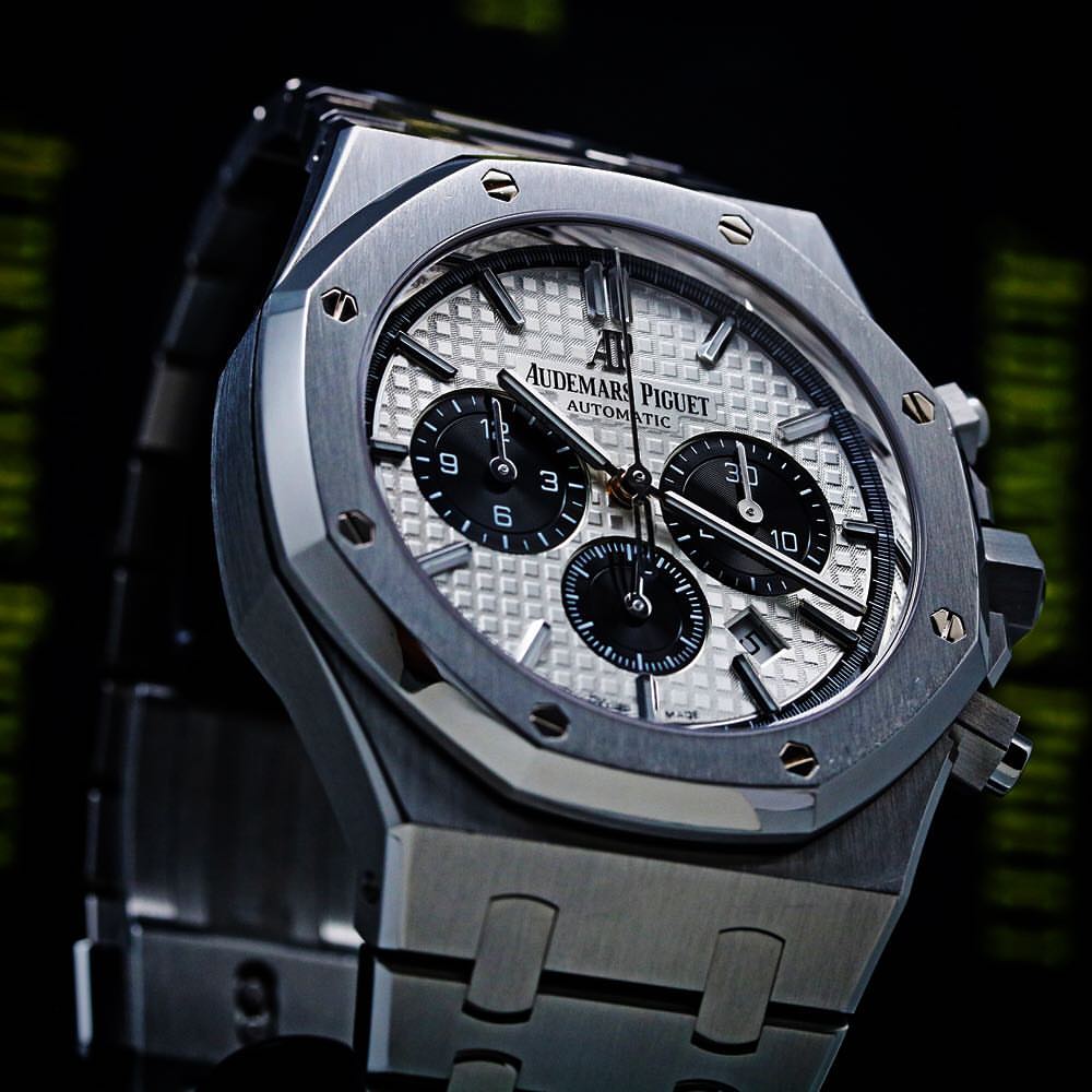 Audemars Piguet [NEW] Royal Oak Chronograph Panda White Dial Black Eye 26331ST.OO.1220ST.03  | WORLDTIMER