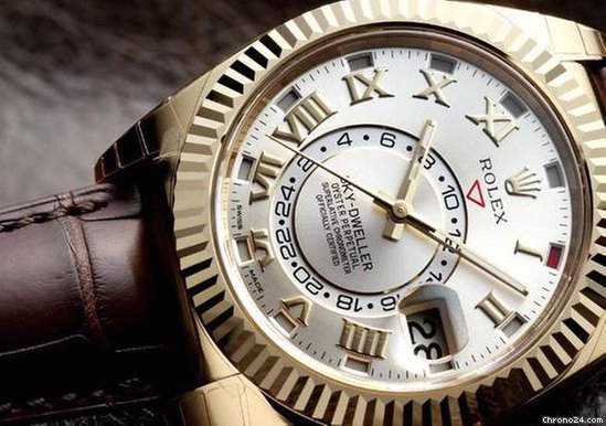 Rolex [NEW] Sky Dweller 326138 Silver Dial 18kt Yellow Gold (Retail:HK$296,200) | WORLDTIMER